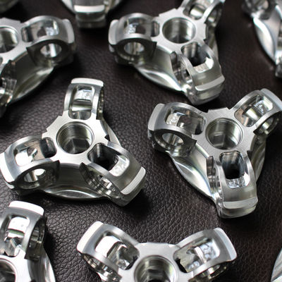 Γρήγορη CNC πρωτοτύπων υψηλή ακρίβεια 0.05mm μερών αργιλίου ανοχή